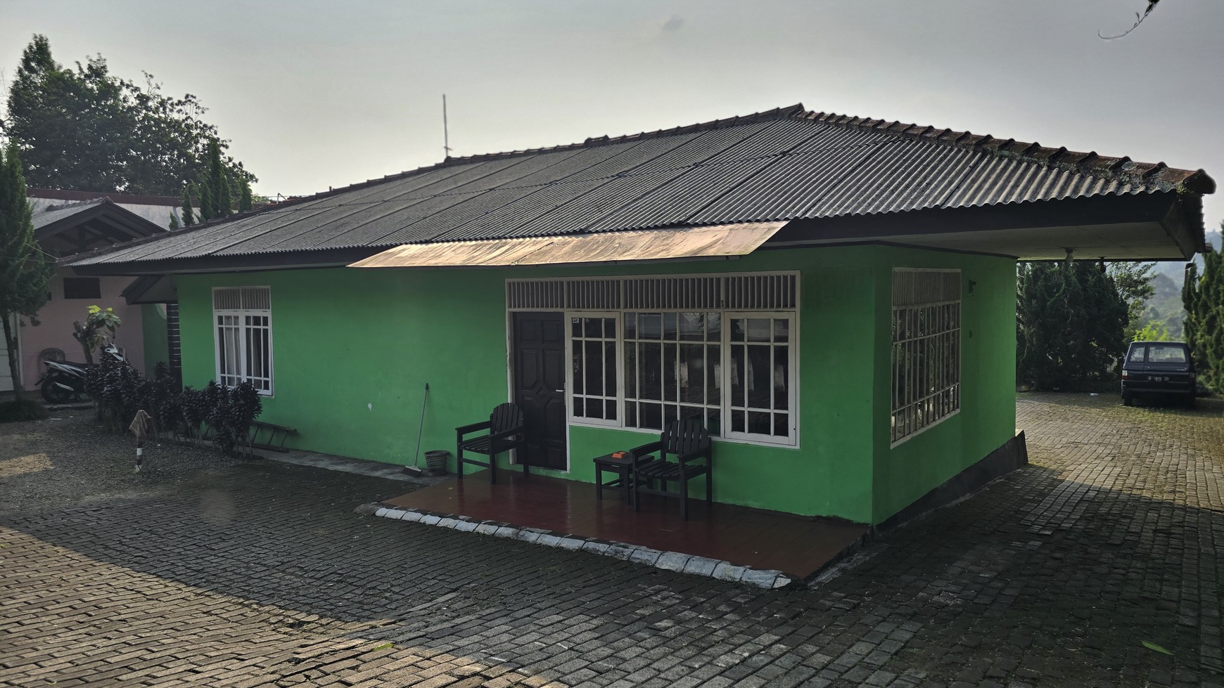 Pondok Sekar Hotel di Pinggir Jalan Utama, Lokasi Strategis, Jl Raya Cipayung, Bogor, Jawa Barat