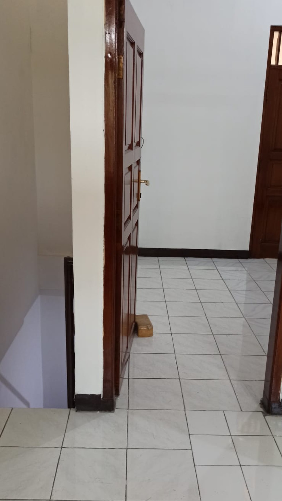 Rumah Nyaman di Jalan Hemat 3, Grogol Petamburan, Jakarta Barat