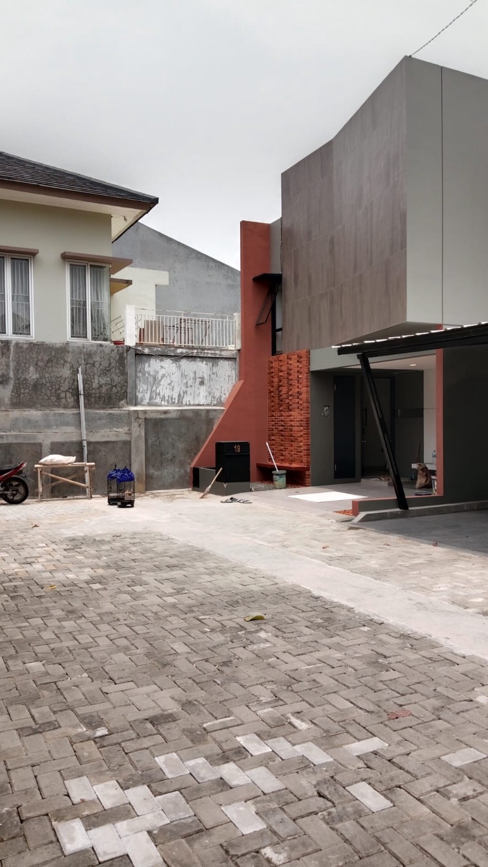 Rumah Bagus, Minimalis dan Brand New di Pondok Aren