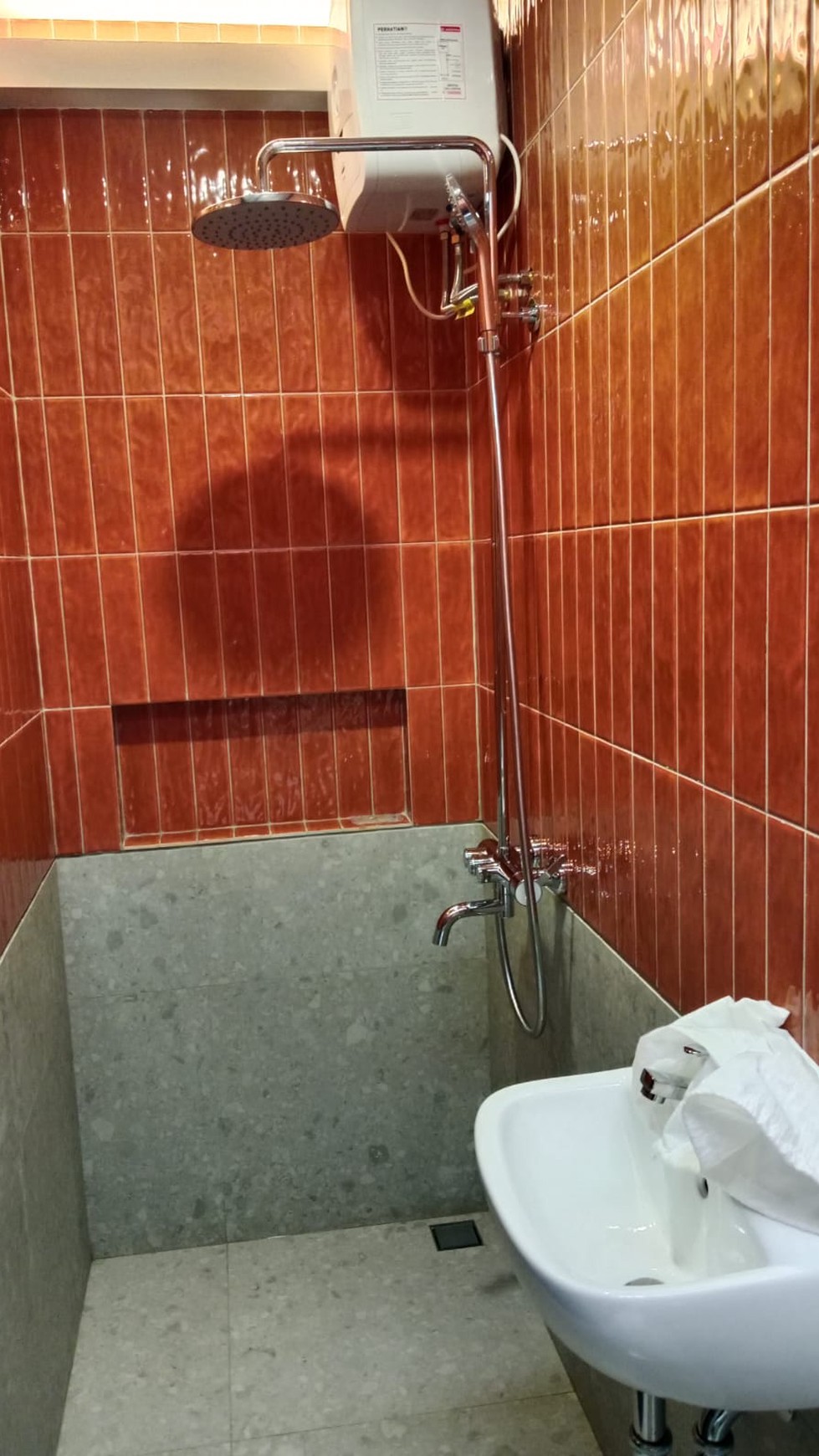 Rumah Bagus, Minimalis dan Brand New di Pondok Aren