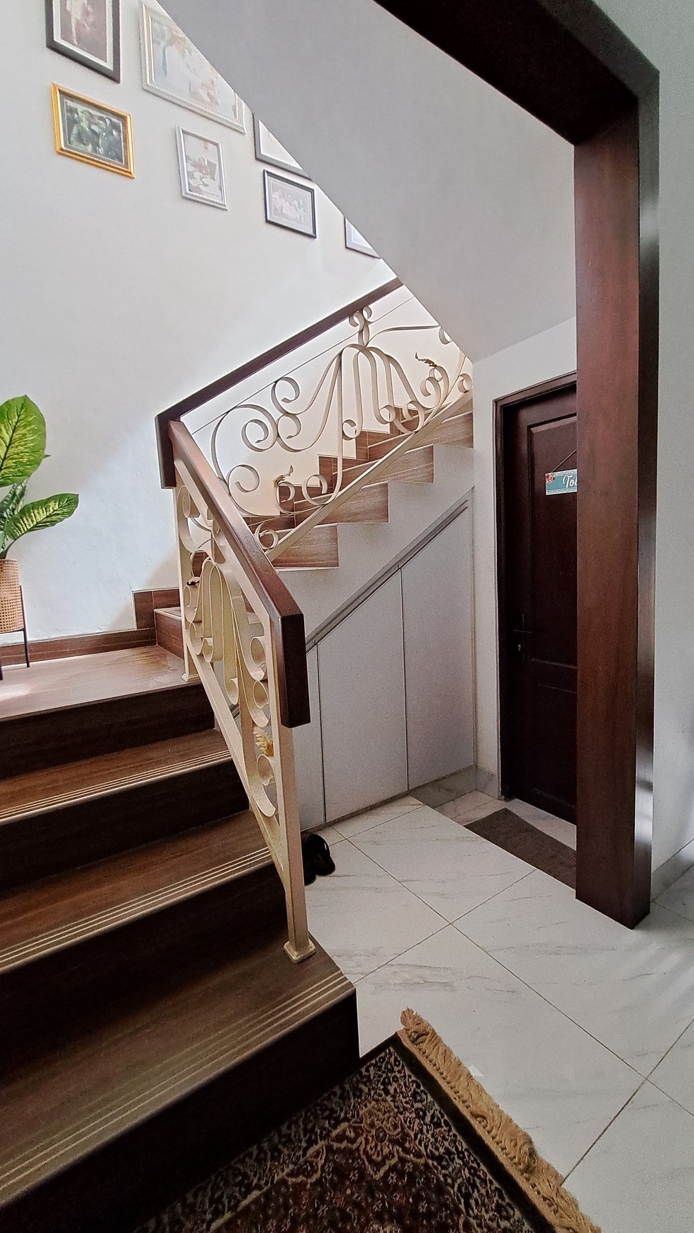 Rumah Modern Minimalis Dalam Cluster Siap Huni Harga Murah