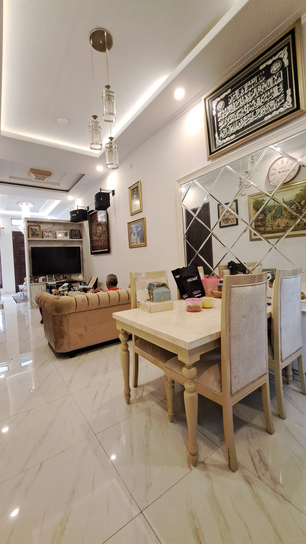 Rumah Modern Minimalis Dalam Cluster Siap Huni Harga Murah