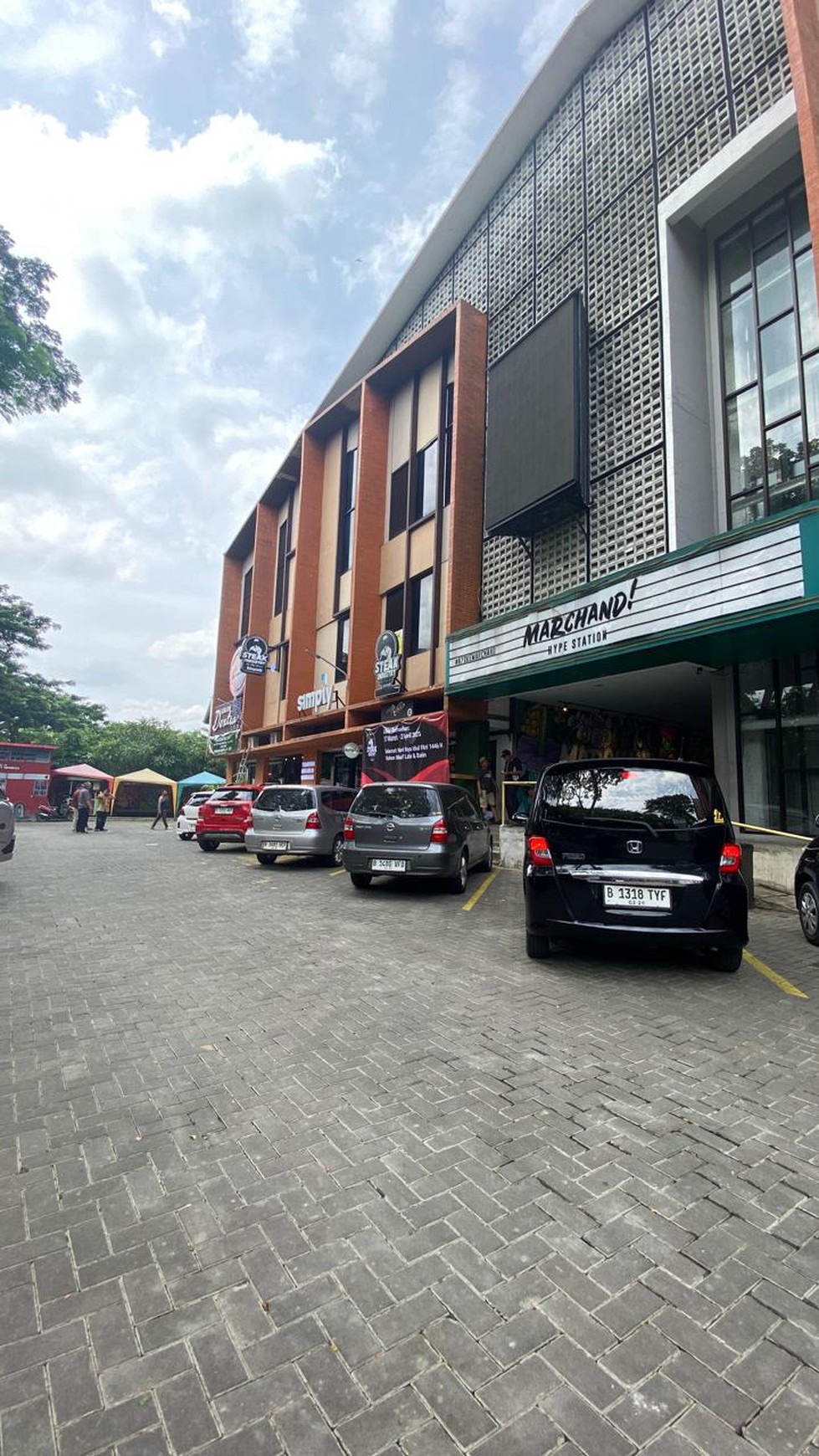 Kios daerah commersil, bagus, siap gunakan