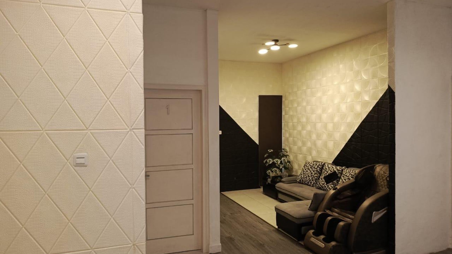 Rumah Kost bagus, Full Furnished, cocok untuk Investasi di Bintaro