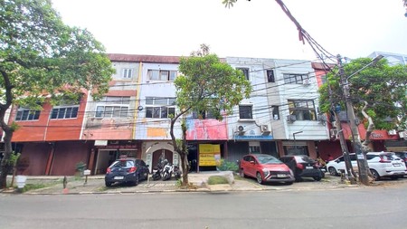Ruko Perlu Renovasi Cocok Untuk Usaha Di Tebet