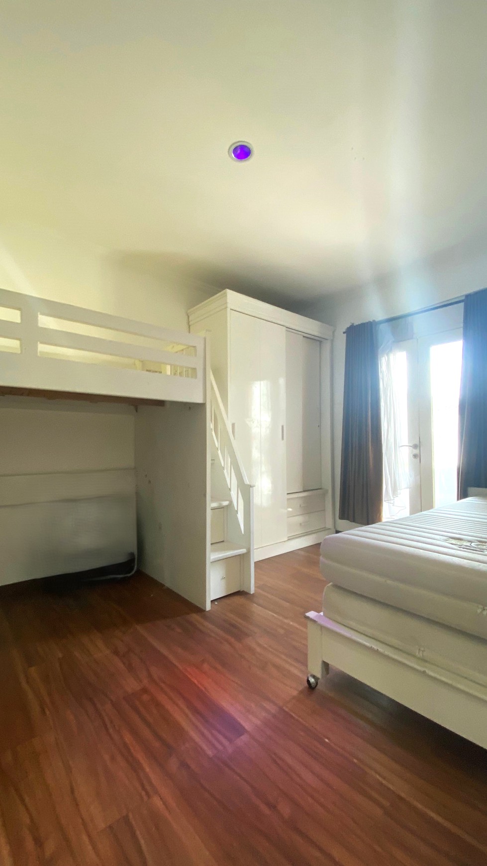 Rumah Lux full furnish siap huni di Bintaro
