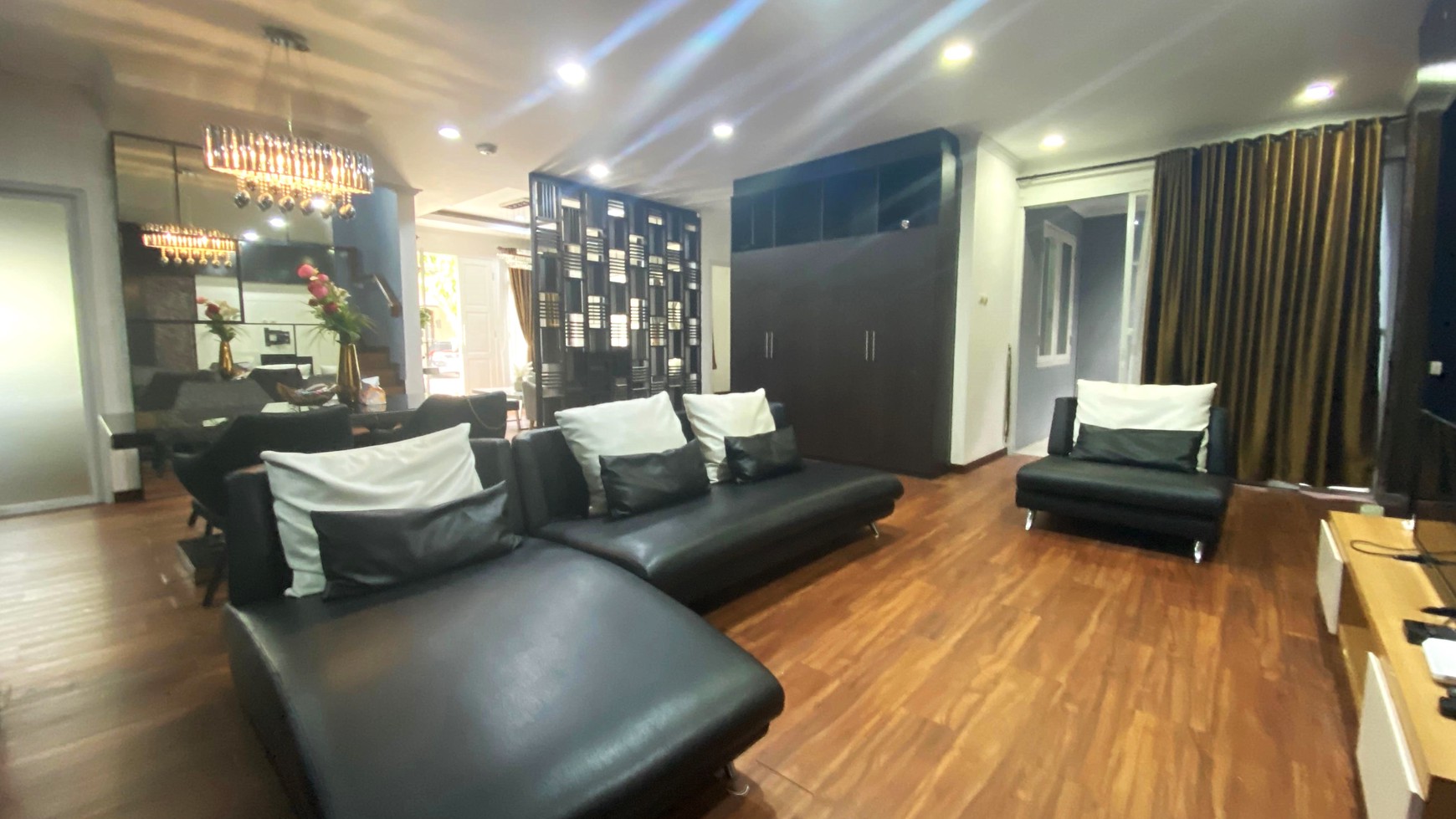 Rumah Lux full furnish siap huni di Bintaro