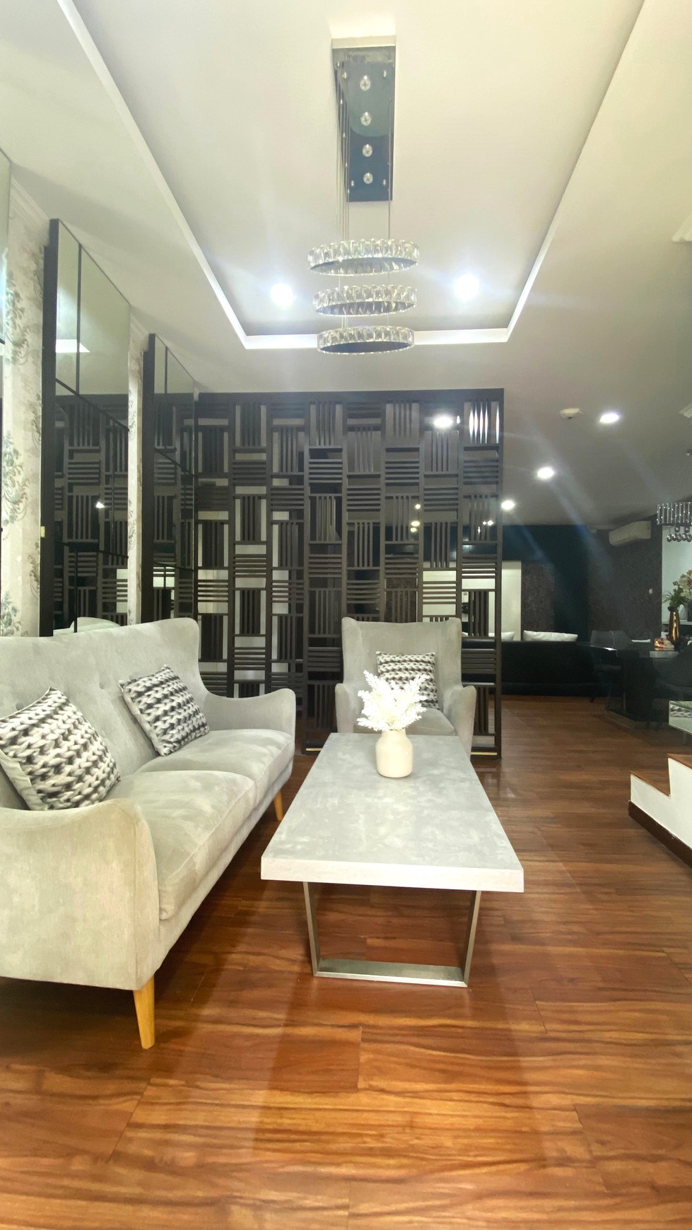 Rumah Lux full furnish siap huni di Bintaro