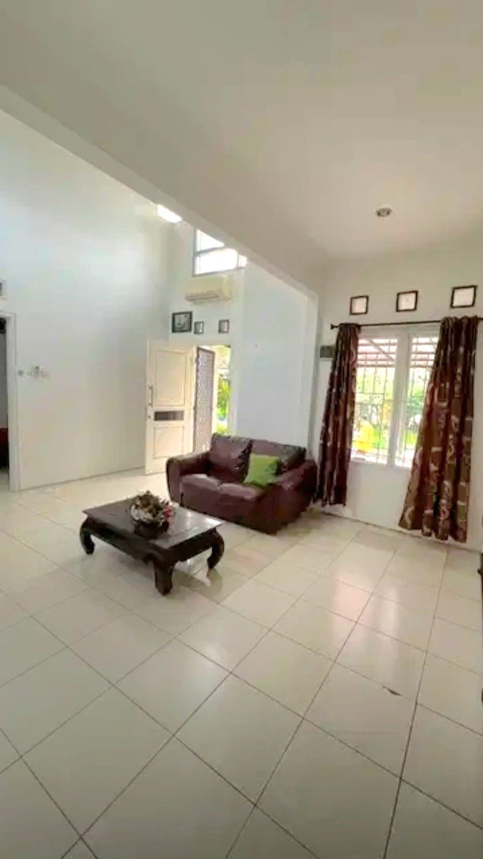 Rumah Bagus ,dalam ruangan rapi di Bintaro Jaya 9