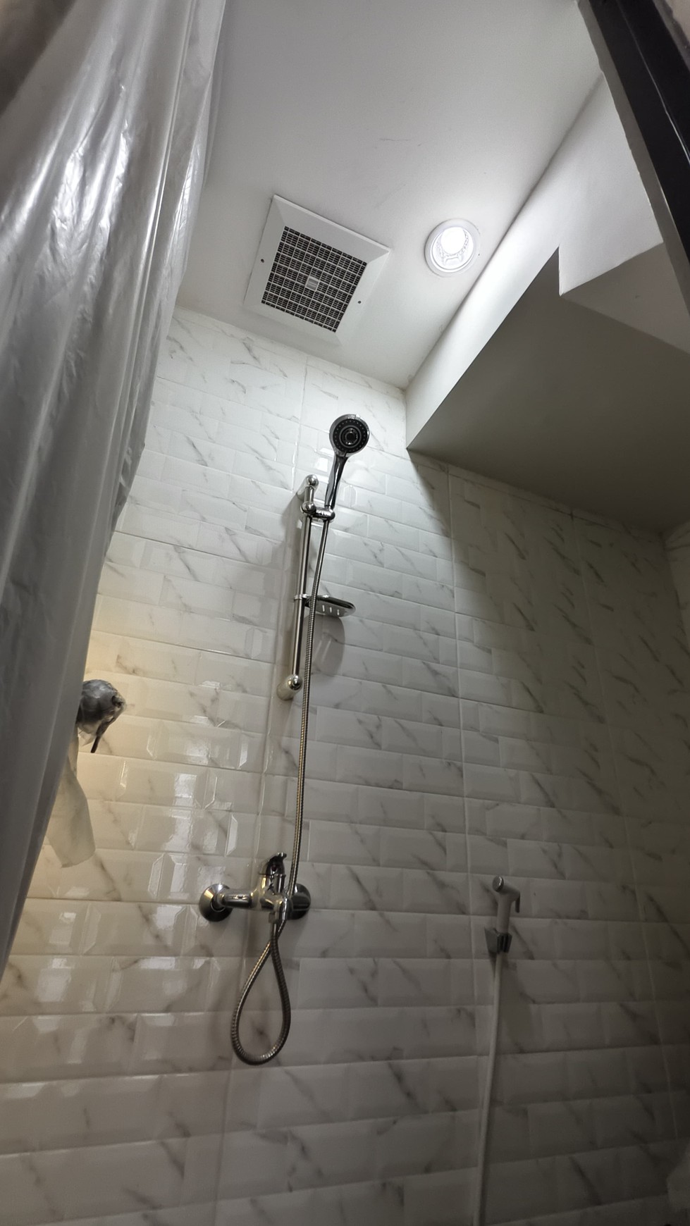 Dijual Rumah Modern di Rungkut Mapan, Surabaya