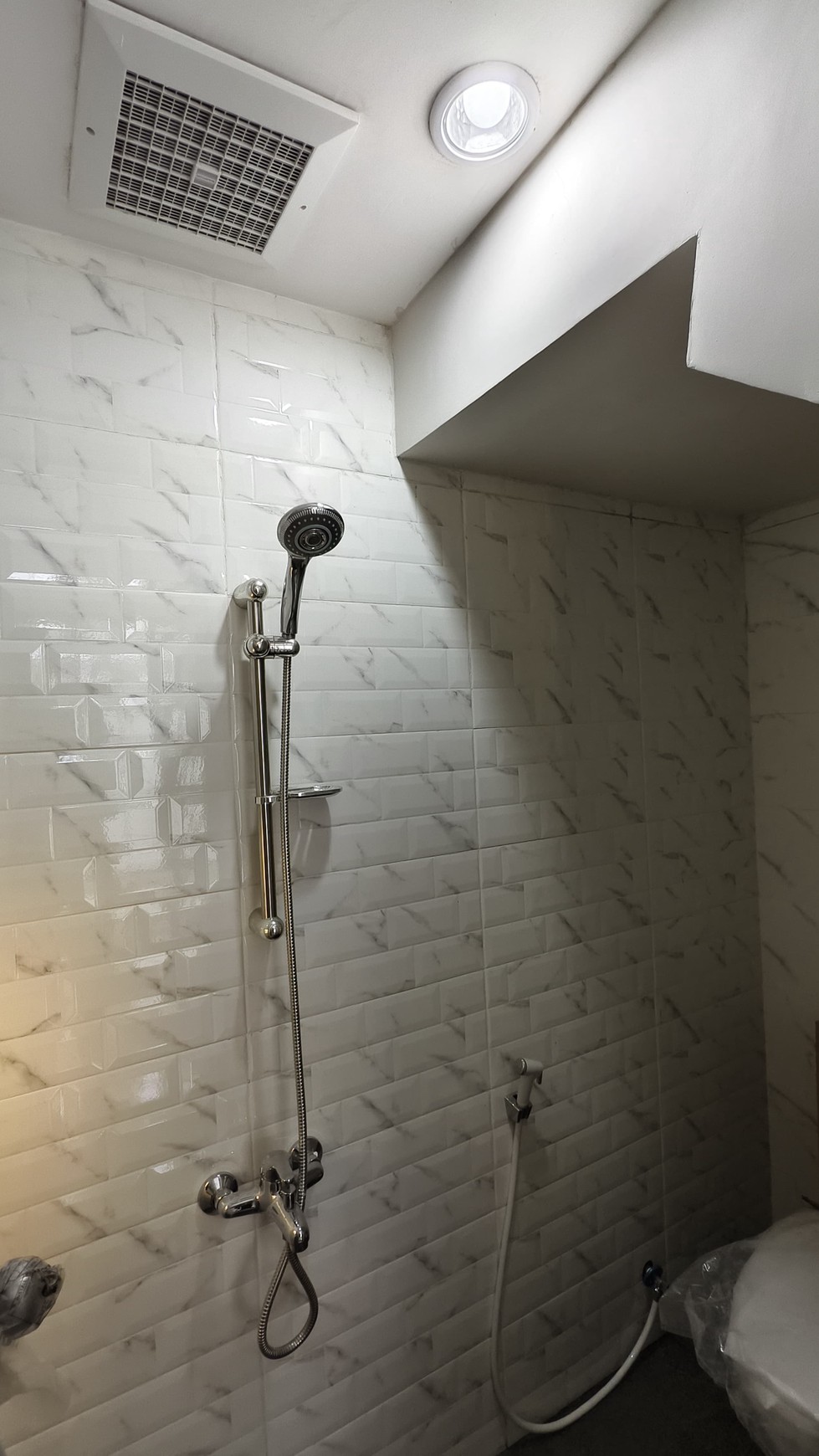 Dijual Rumah Modern di Rungkut Mapan, Surabaya