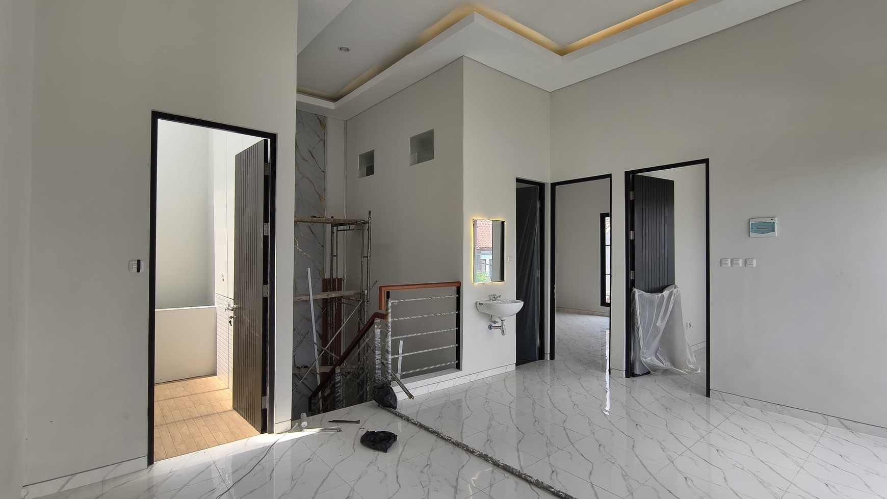 Dijual Rumah Rungkut Mapan Tengah, Surabaya