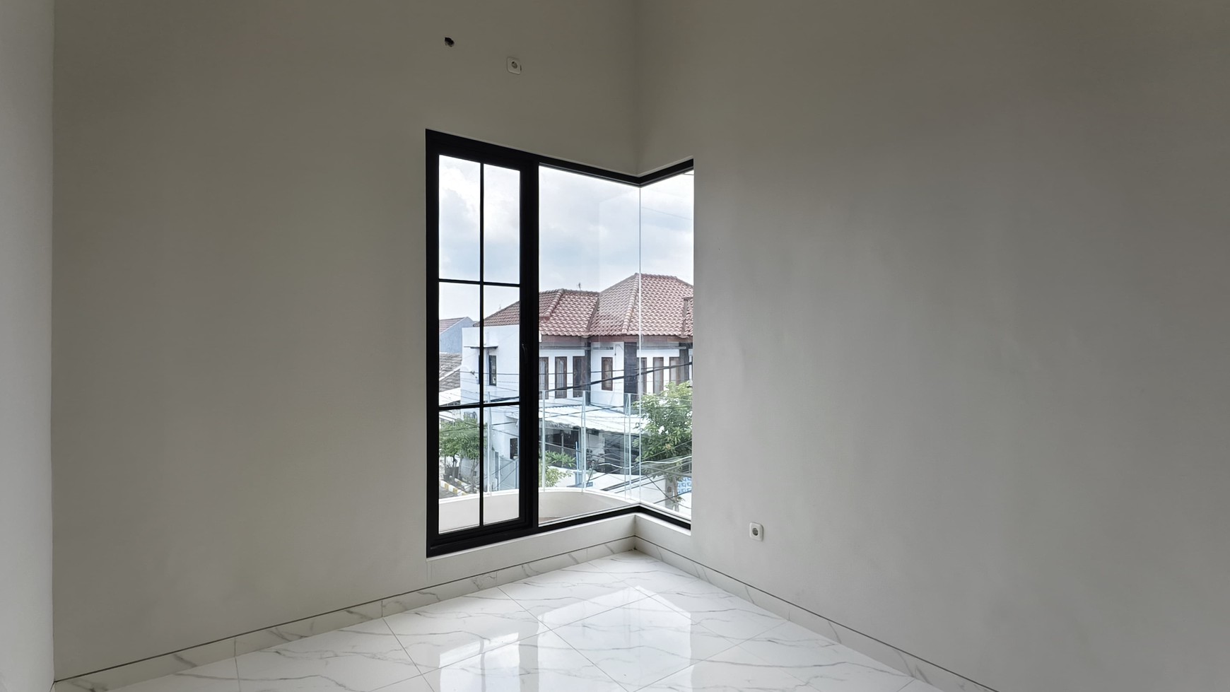 Dijual Rumah Rungkut Mapan Tengah, Surabaya