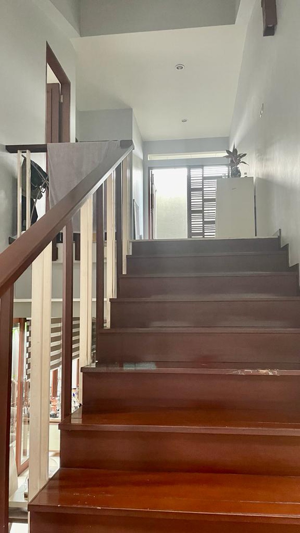 Rumah MEWAH Dalam Cluster Premium Kebayoran Height Bintaro