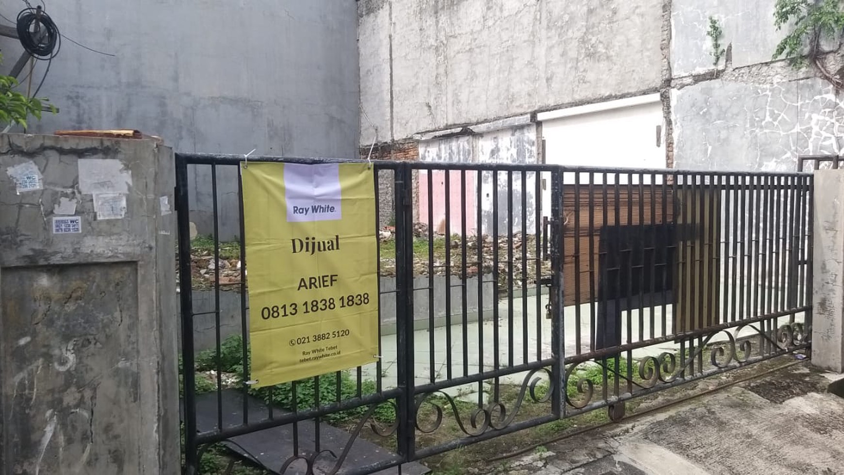 Rumah Hitung Tanah Area Cipete
