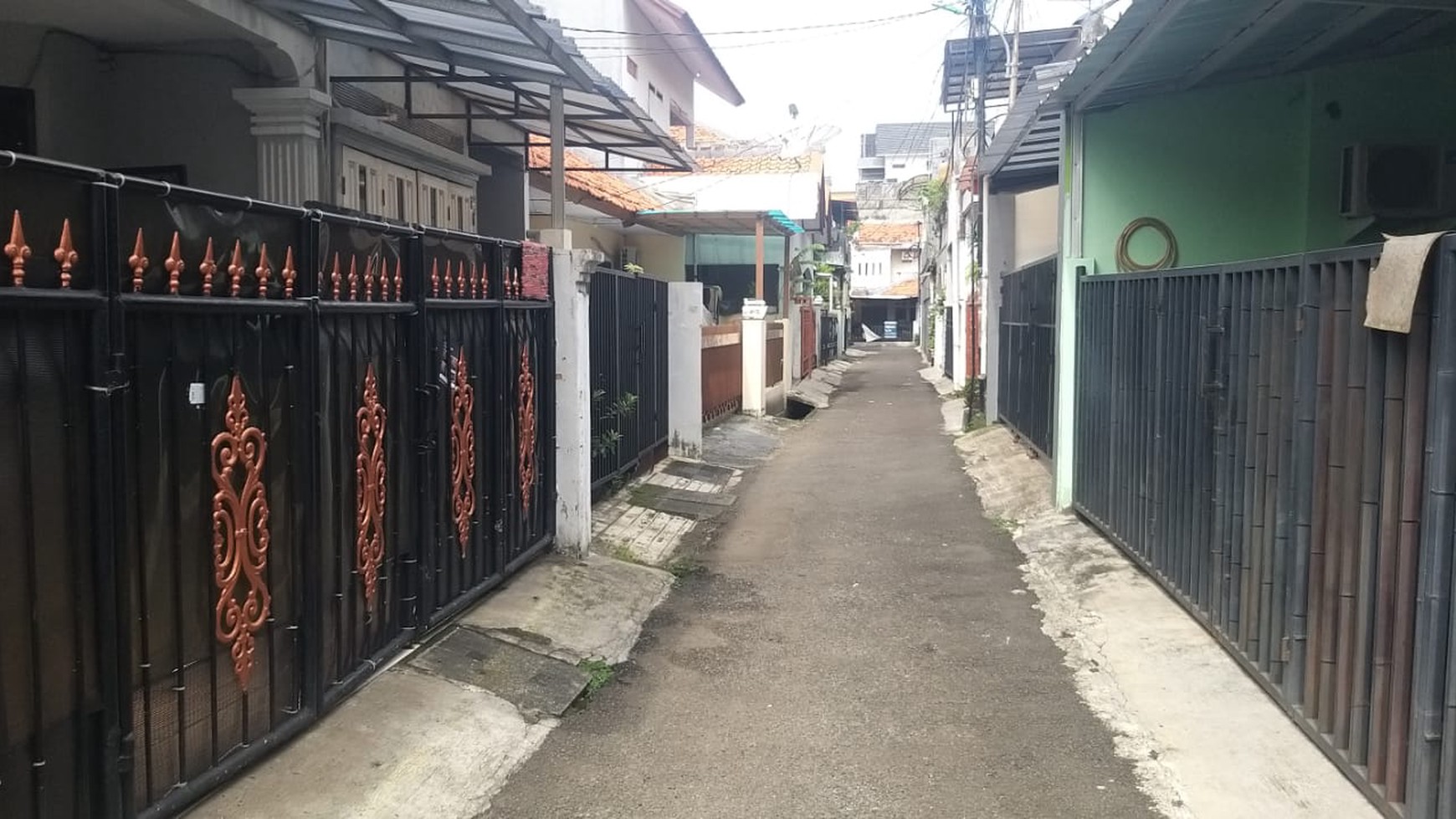 Rumah Hitung Tanah Area Cipete