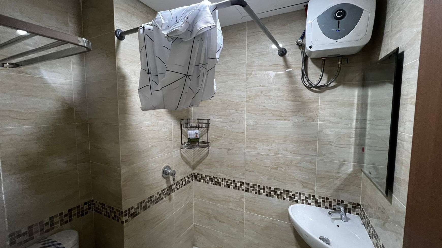 APARTMENT TOWER LOTUS BAGUS DAN MURAH DI BSD TANGERANG