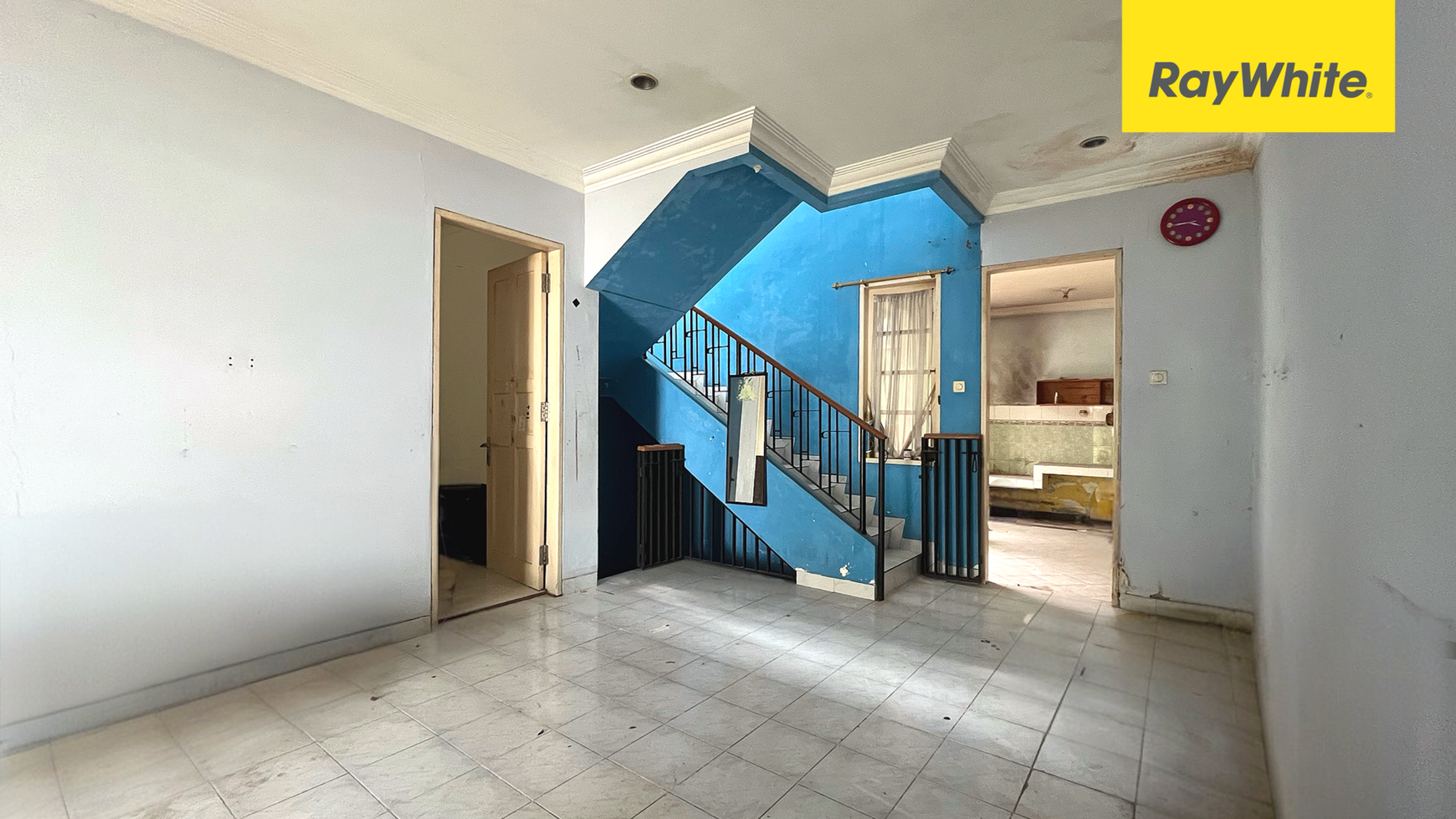 Rumah di Legenda Wisata, Cibubur