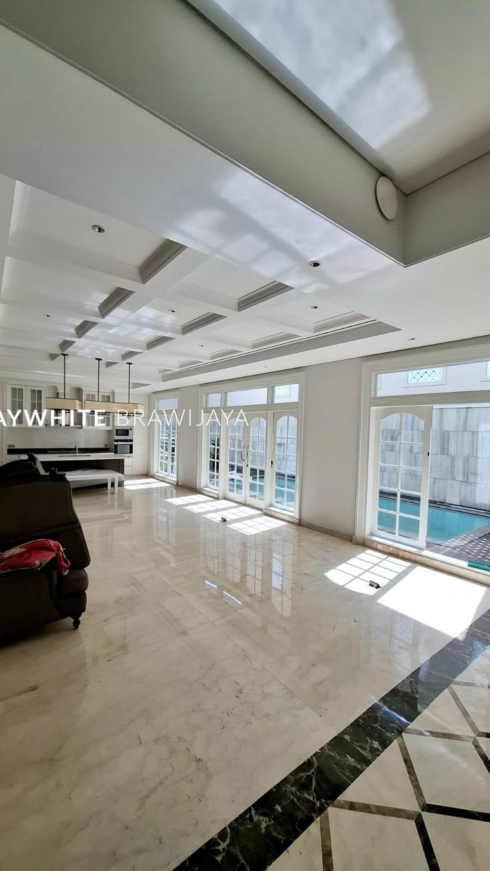 Rumah Classic Siap Huni Area Kebayoran Baru