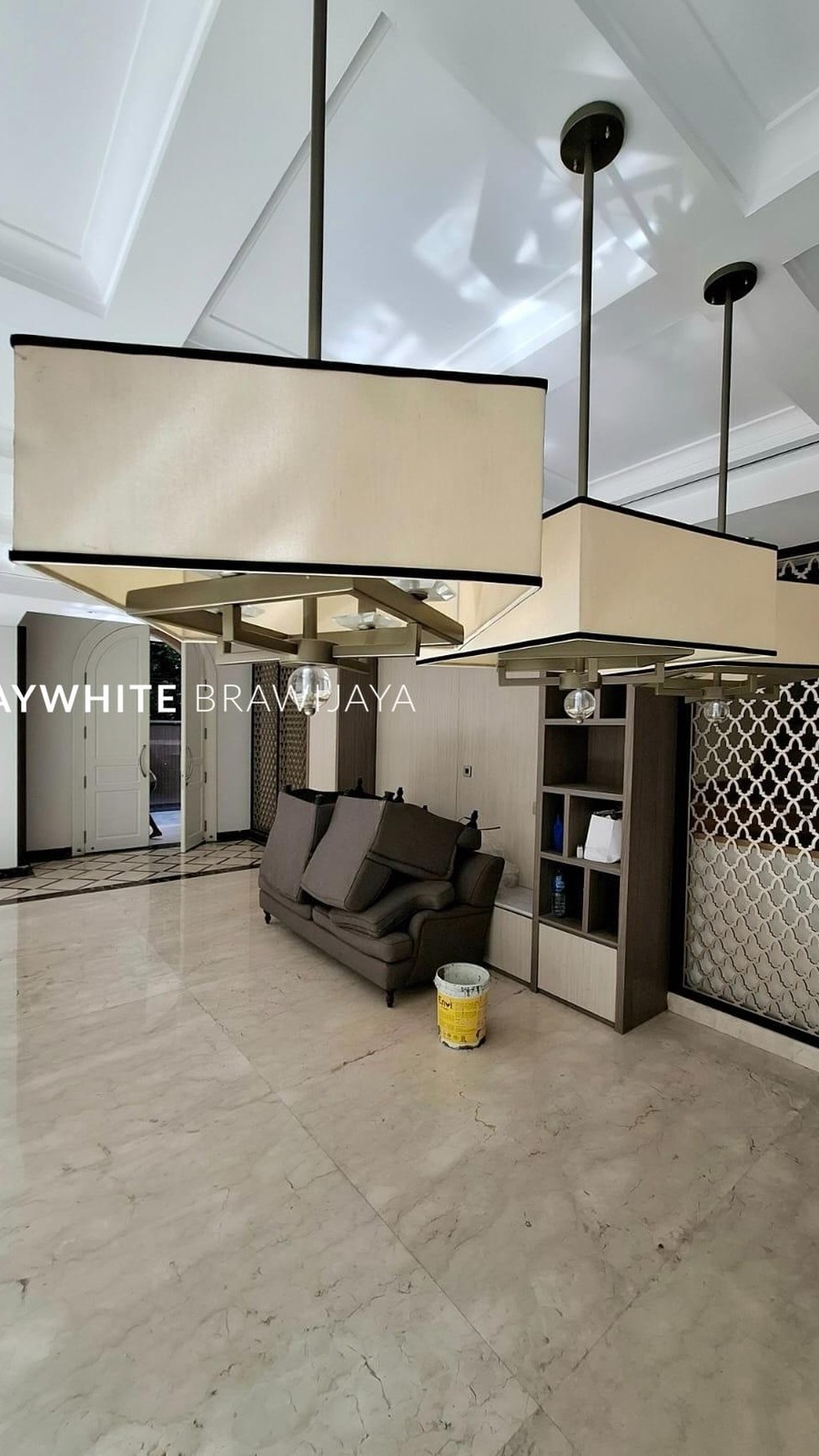 Rumah Classic Siap Huni Area Kebayoran Baru