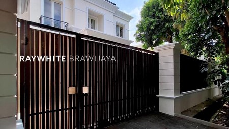 Rumah Classic Siap Huni Area Kebayoran Baru