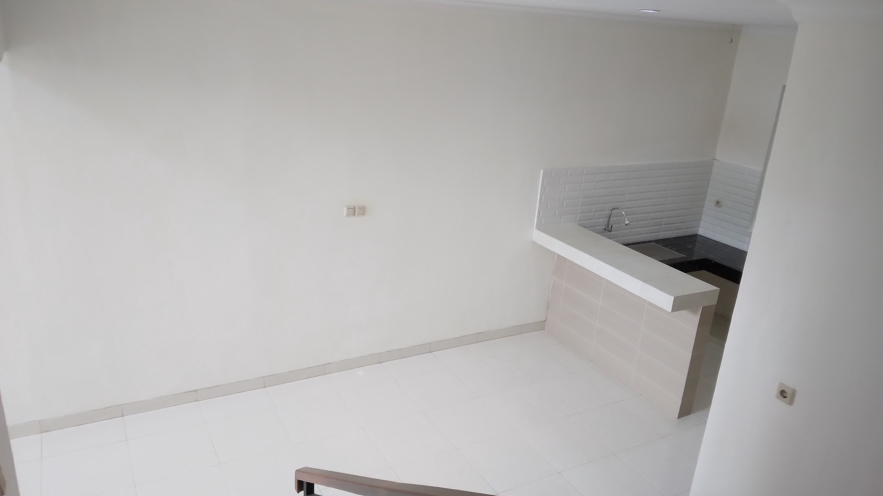 Rumah cantik siap huni kuldesak dalam cluster di Citra Grand Cibubur