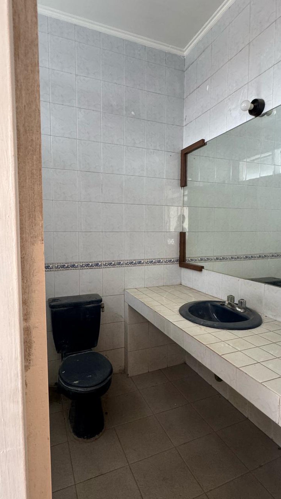 RUMAH DIJUAL JL KERINCI KEBAYORAN BARU JAKARTA SELATAN