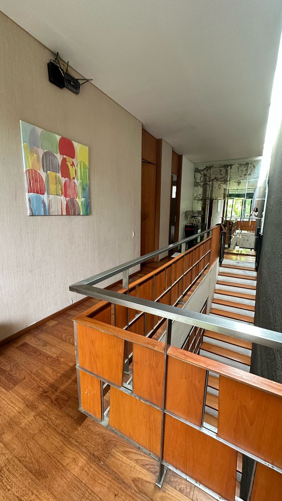 Rumah Megah Modern Siap Huni dan Hunian Nyaman @Sektor 9, Bintaro.