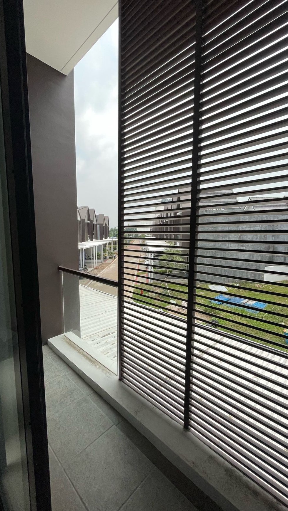 Flash Sale. Rumah bagus Hyra at Melia Graha Raya, Bintaro