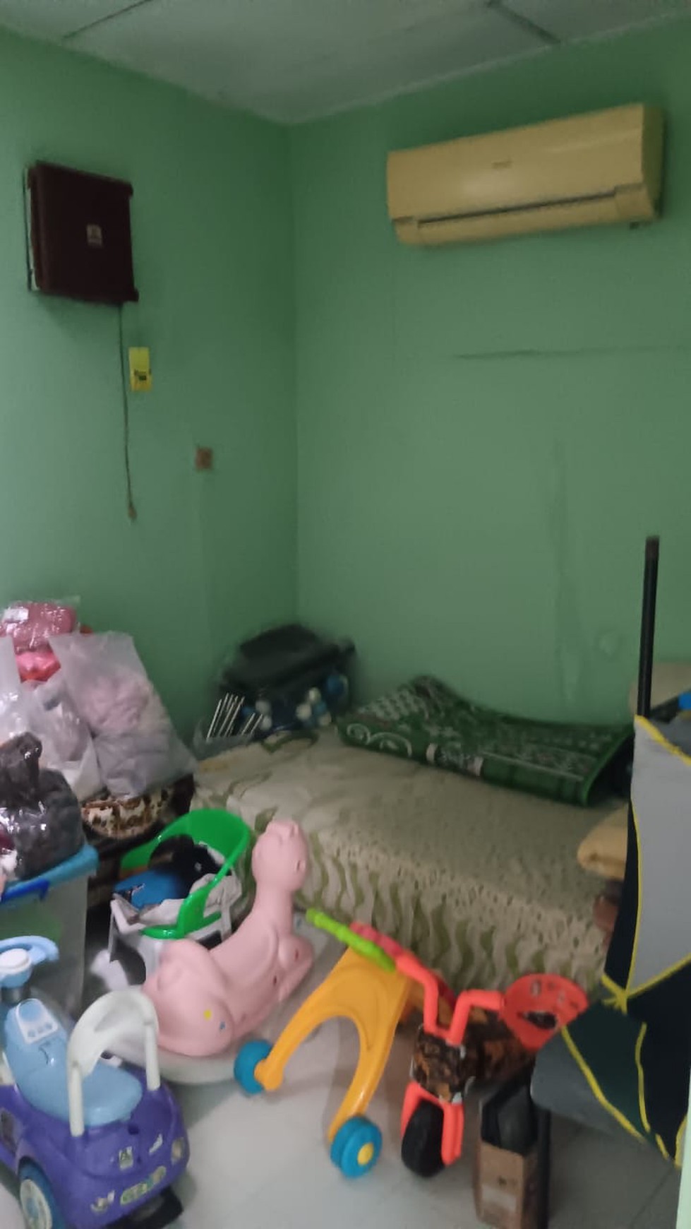 Rumah Asri Siap Huni di Jati Rahayu - Lokasi Strategis, Nyaman, dan Aman!