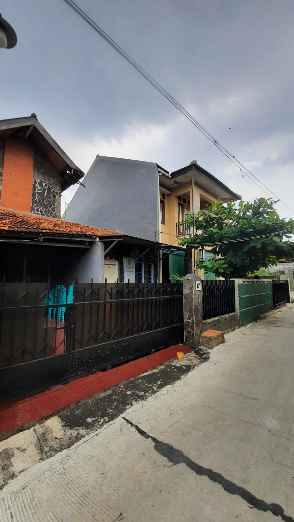 Dua Rumah Asri Diarea Bintara Bekasi, Nempel Tol Becakayu & Jorr