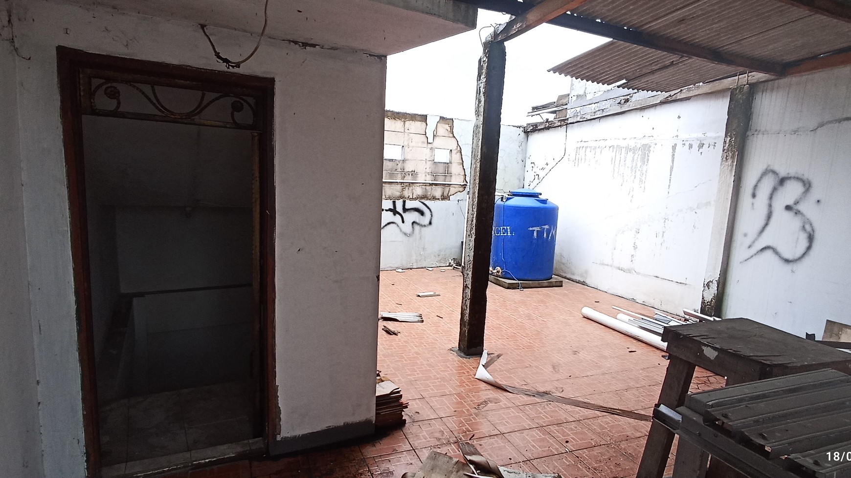 Rumah Hitung Tanah Area Cipete