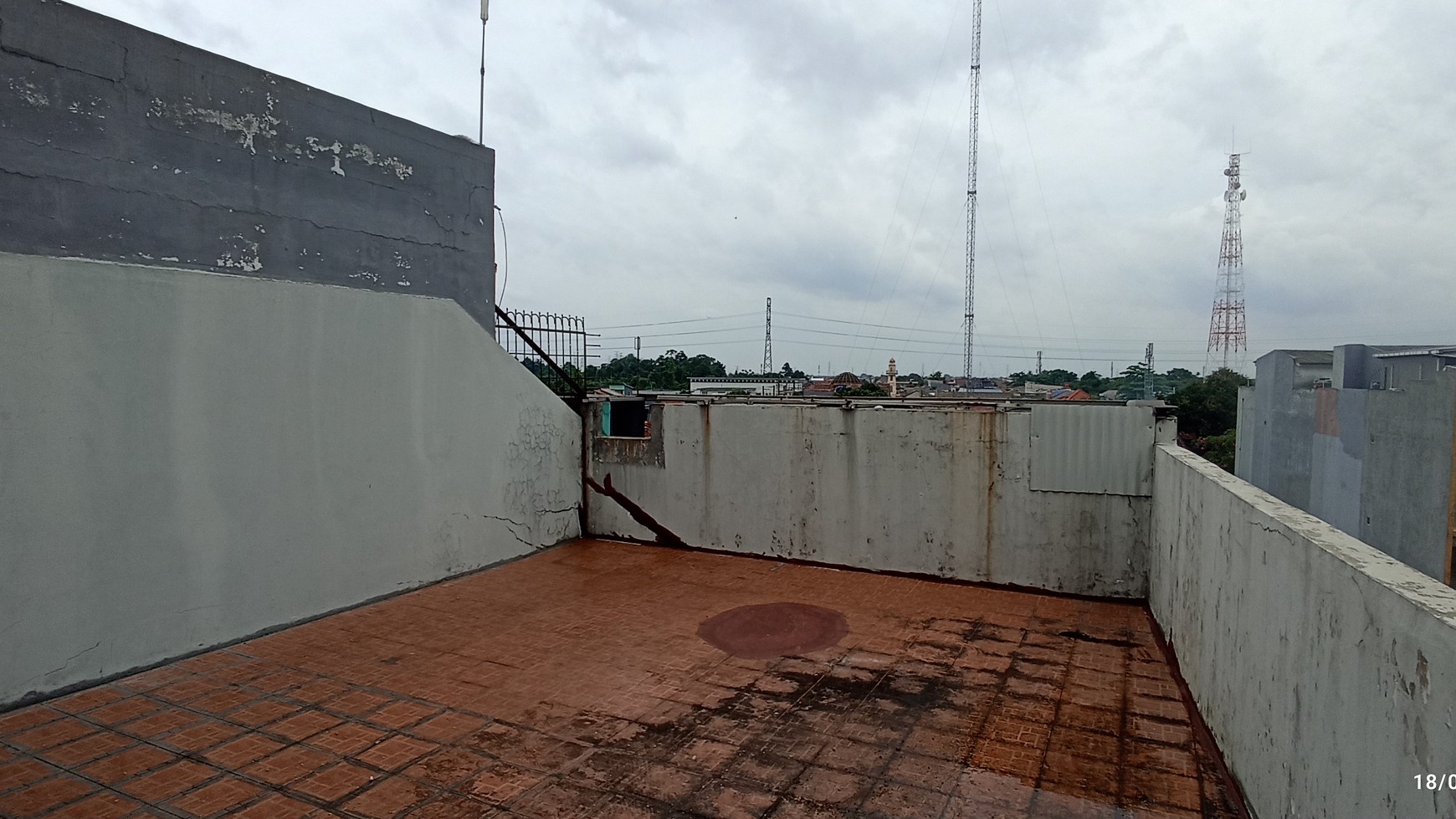 Rumah Hitung Tanah Area Cipete