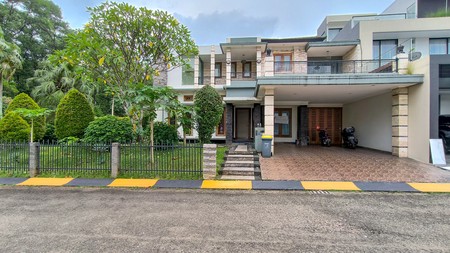 Rumah Bagus Dengan Kolam Renang Di Menteng Residence Bintaro