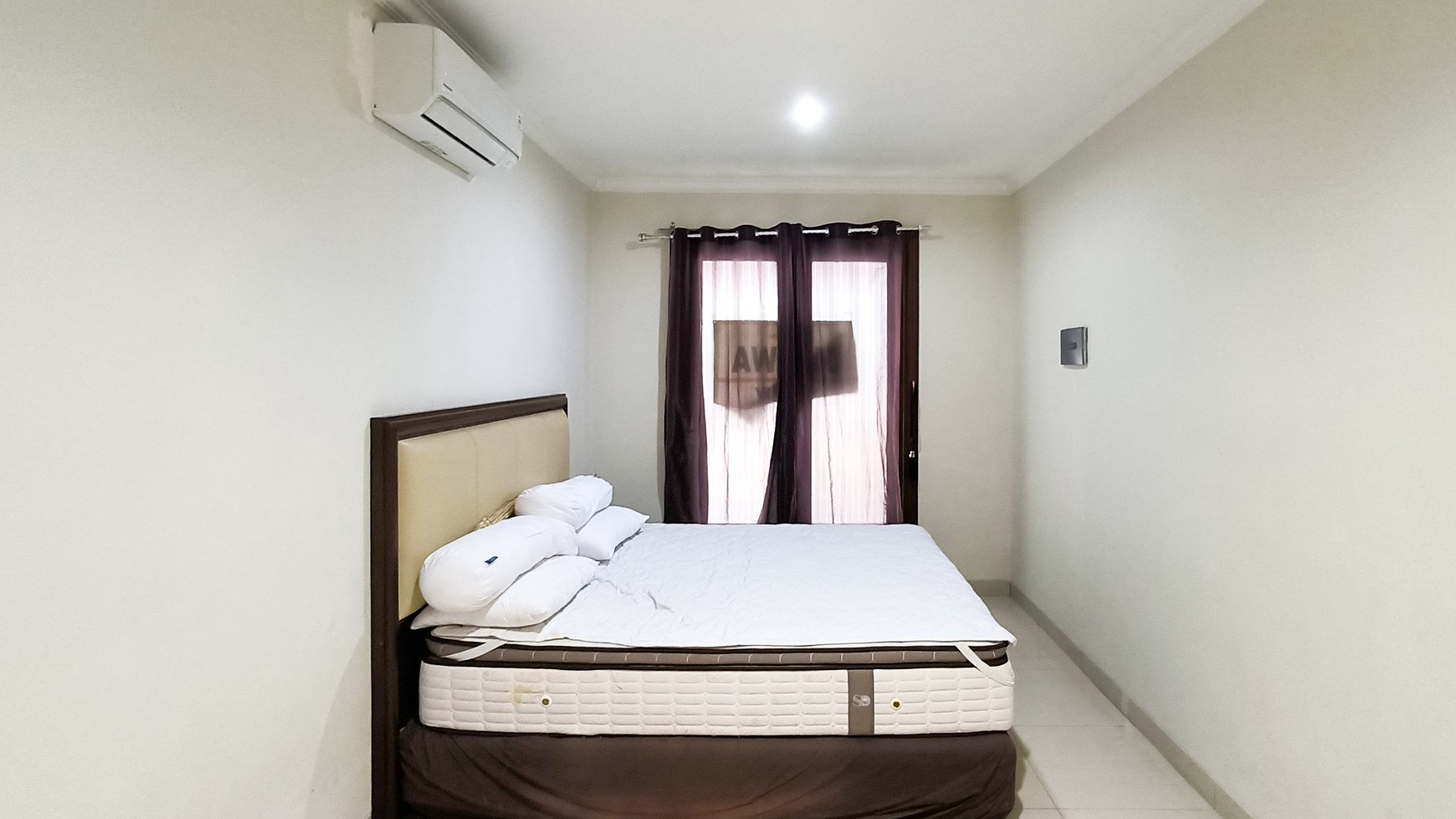 Rumah Bagus Dengan Kolam Renang Di Menteng Residence Bintaro