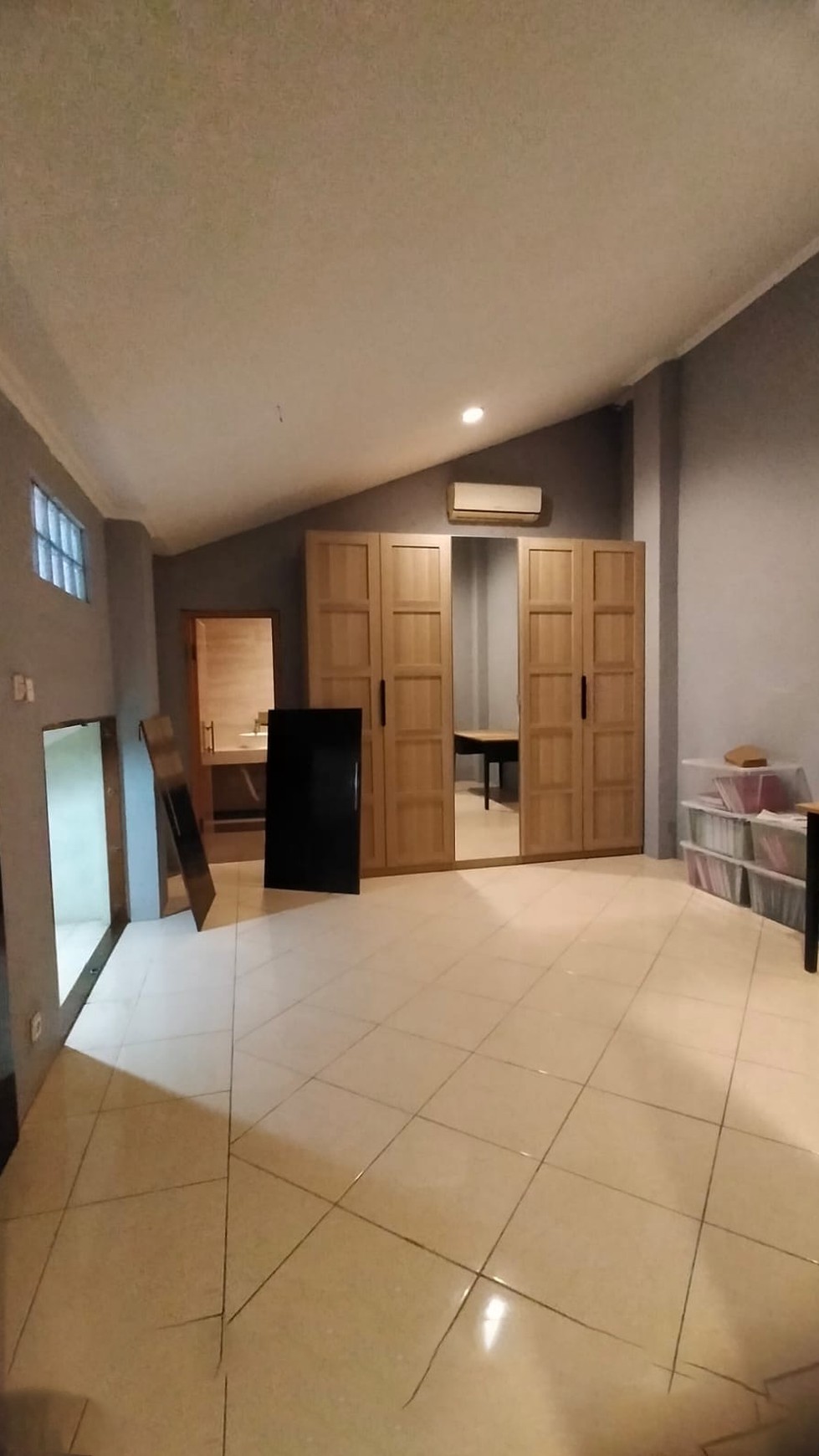 Rumah Lokasi Strategis di Pinggir Jalan Raya @Pondok Labu Cilandak