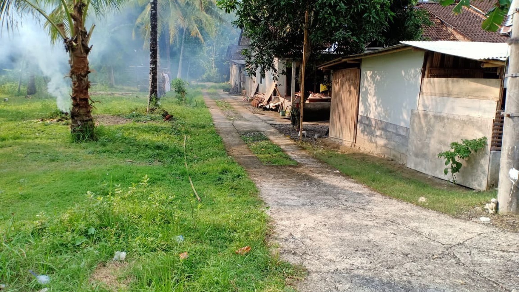 GUDANG SELUAS 3326 METER PERSEGI DI DUSUN SALAKAN, BANGUNJIWO