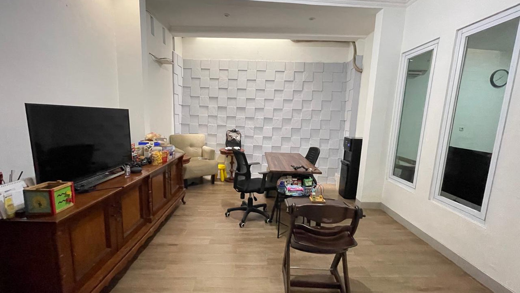 Rumah Cantik 2 Lantai dengan Desain Mewah dan Strategis @Bintaro Sektro 5