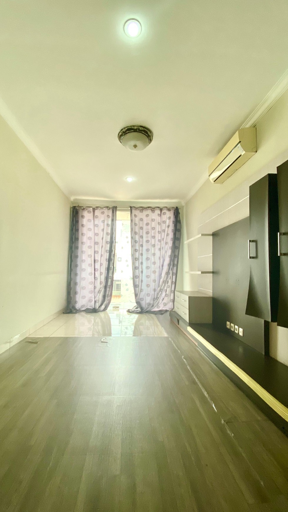 Rumah Lux Hoek Siap Huni di Menteng Bintaro