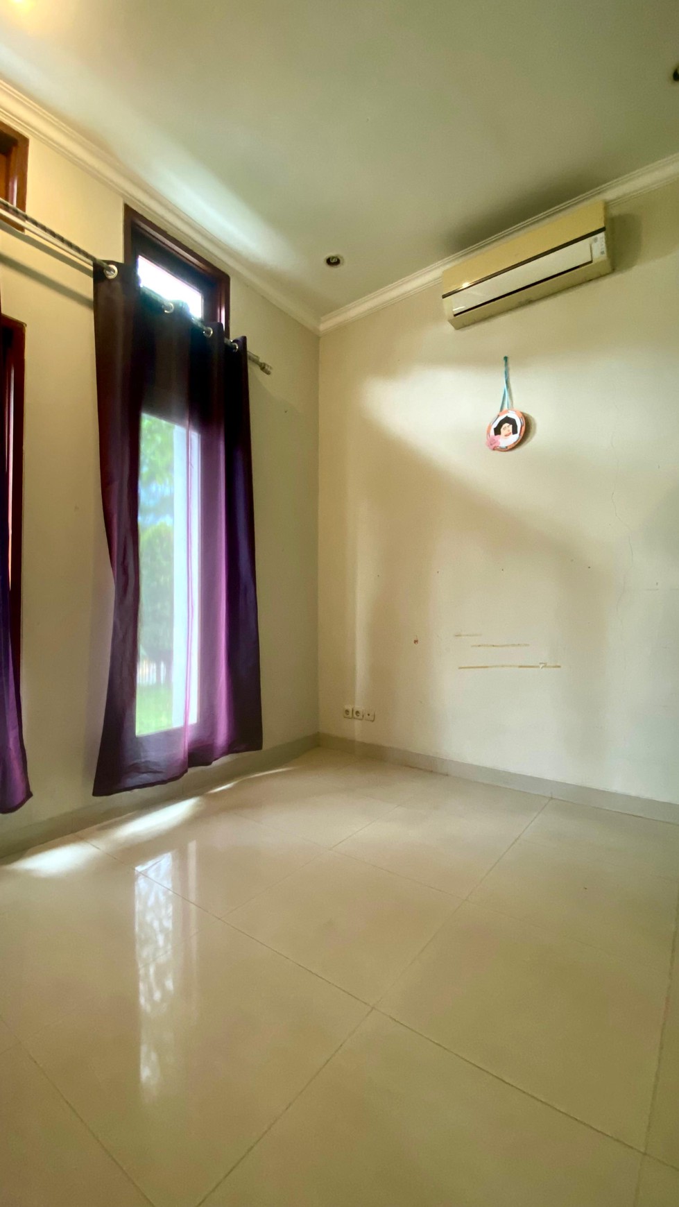 Rumah Lux Hoek Siap Huni di Menteng Bintaro