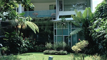 Rumah Lux siap huni di Senayan Bintaro
