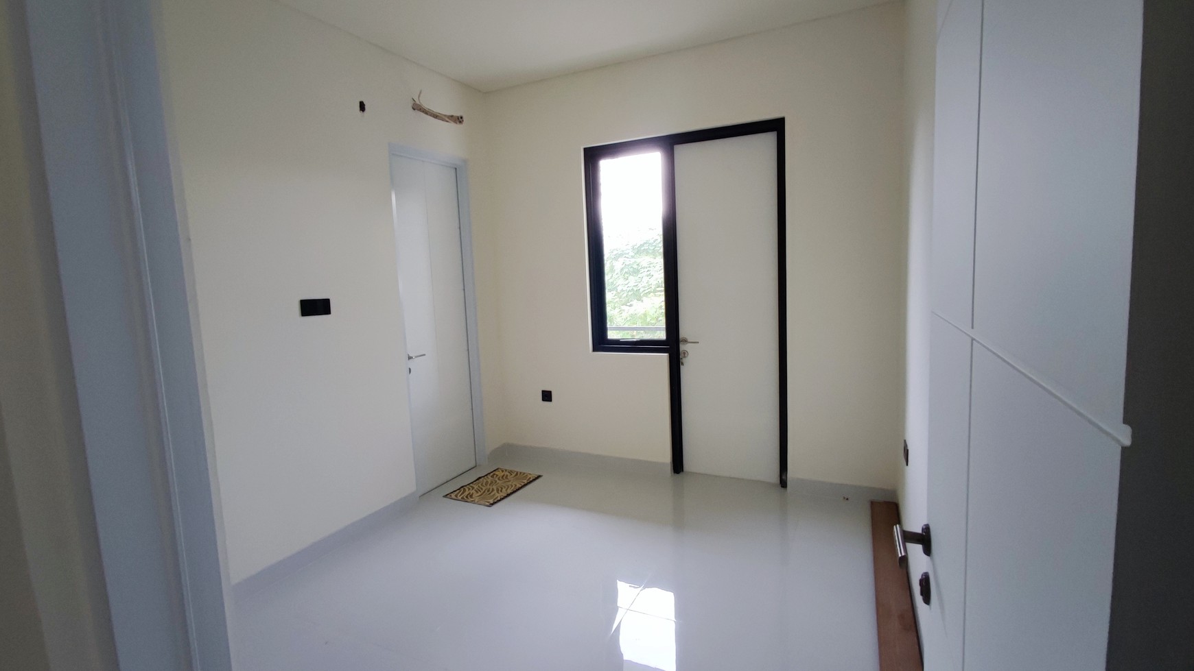 Jarang Ada. Rumah Mewah bangunan mandiri Eminent Prestigia, BSD