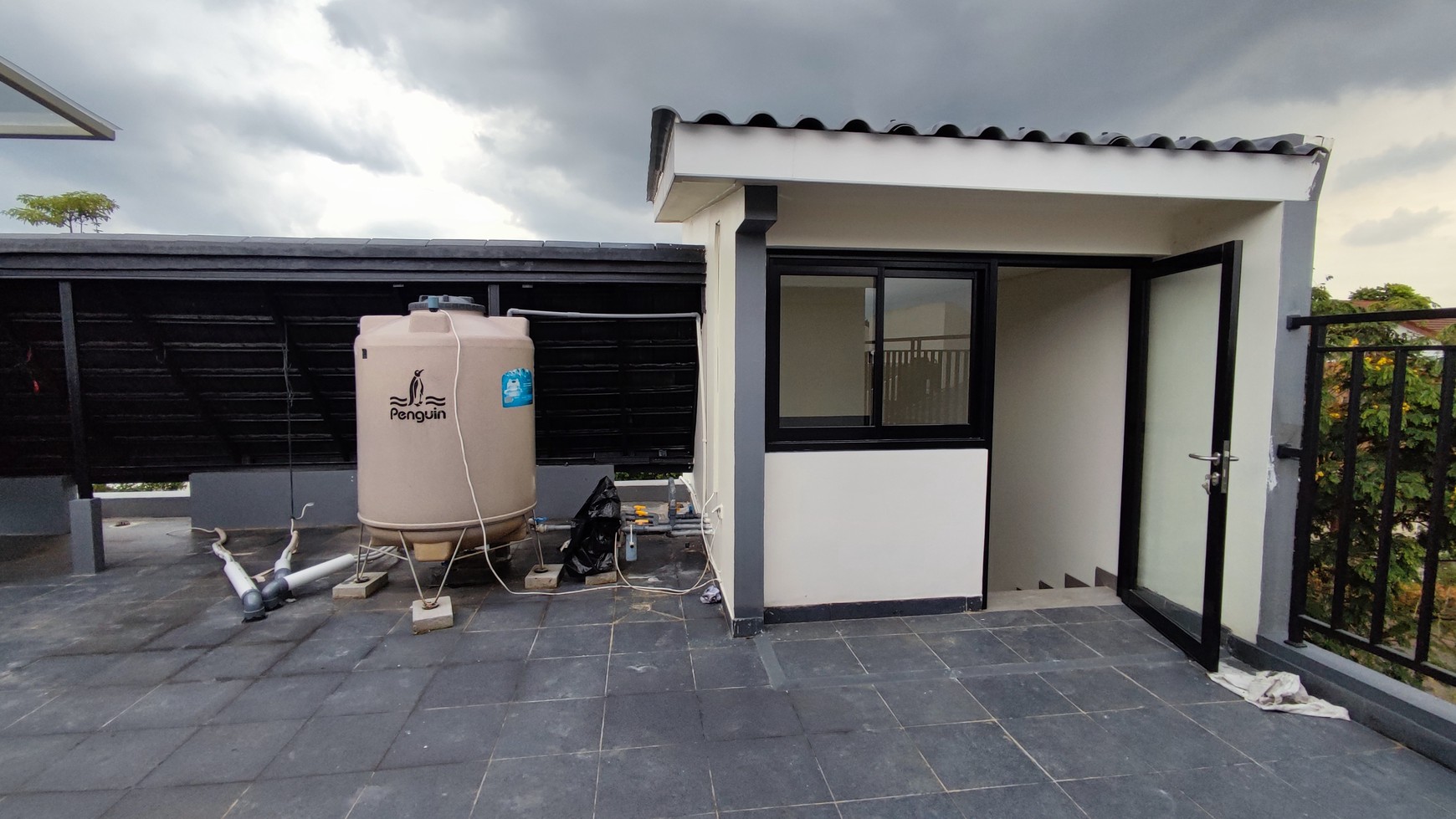 Jarang Ada. Rumah Mewah bangunan mandiri Eminent Prestigia, BSD