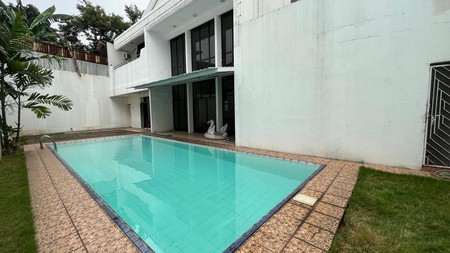 Rumah Mewah Dijual Siap Huni di Jl Bangka Mampang Prapatan Jakarta Selatan