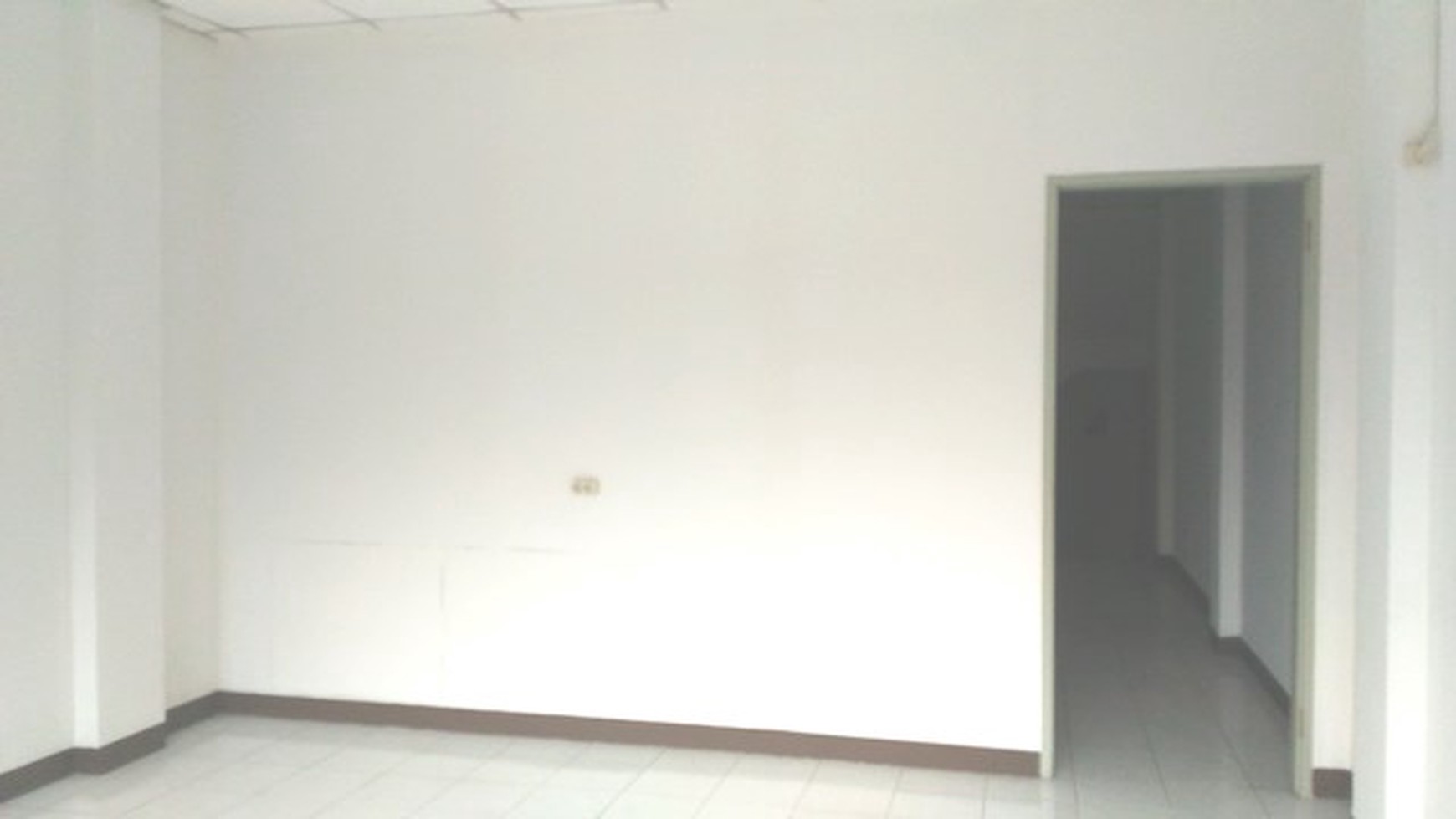 Ruko Siap Huni cocok utk Kantor/Usaha 65Jt/thn, MURAAAH!!!