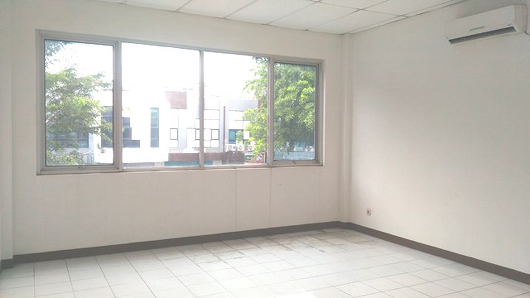 Ruko Siap Huni cocok utk Kantor/Usaha 65Jt/thn, MURAAAH!!!