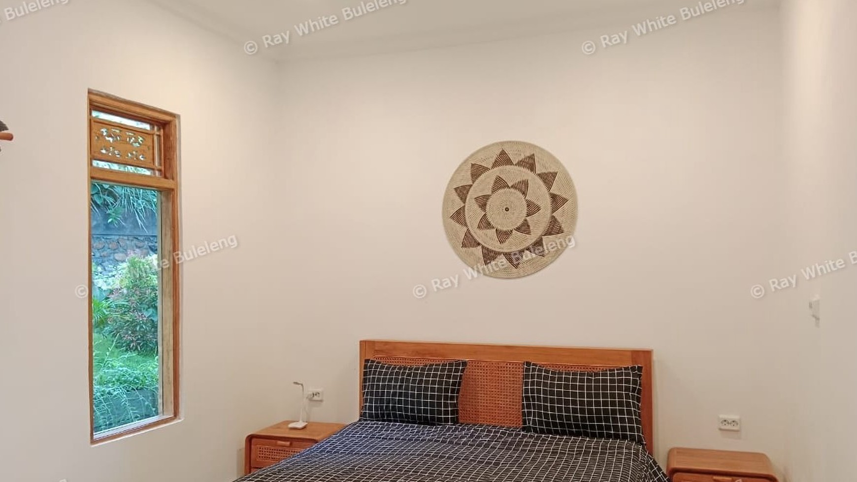 Super Ocean View Villa For Sale in Lovina