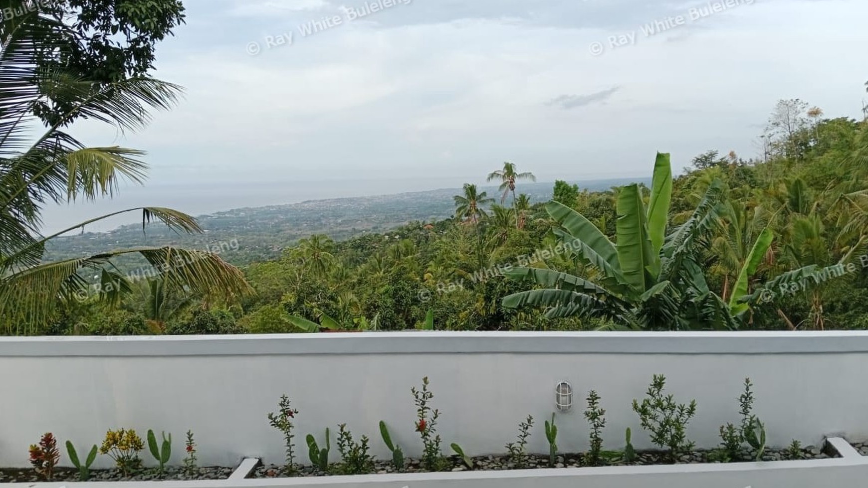 Super Ocean View Villa For Sale in Lovina