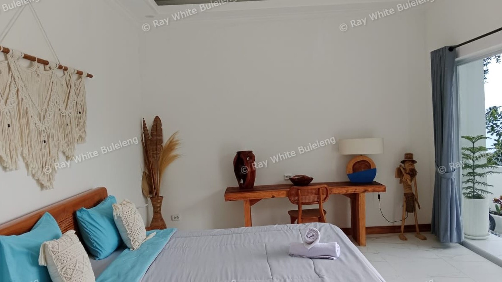Super Ocean View Villa For Sale in Lovina