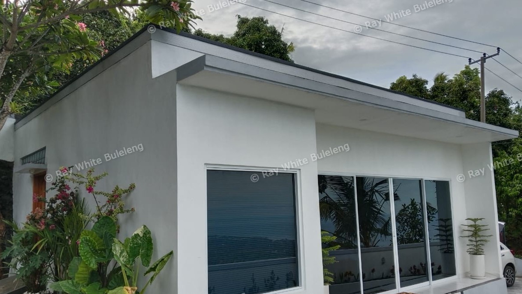 Super Ocean View Villa For Sale in Lovina
